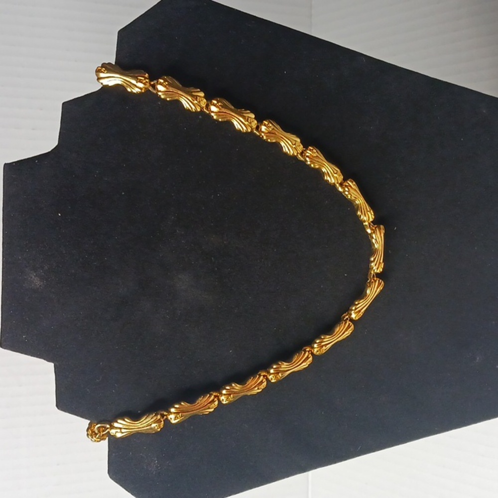 FENDI Vintage Gold Plated Shell Links Necklace